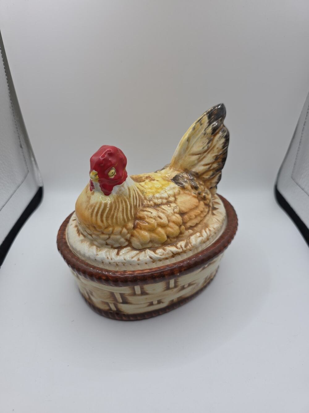 Vintage Lefton China Ceramic Hen On Nest Basket Weave Base Oval Covered Dish